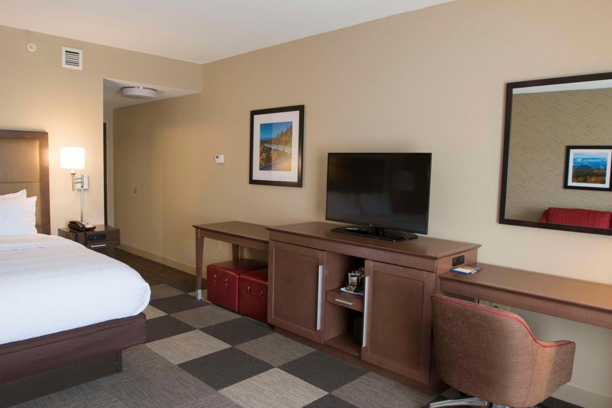 Hampton Inn & Suites Boone, Nc Екстер'єр фото