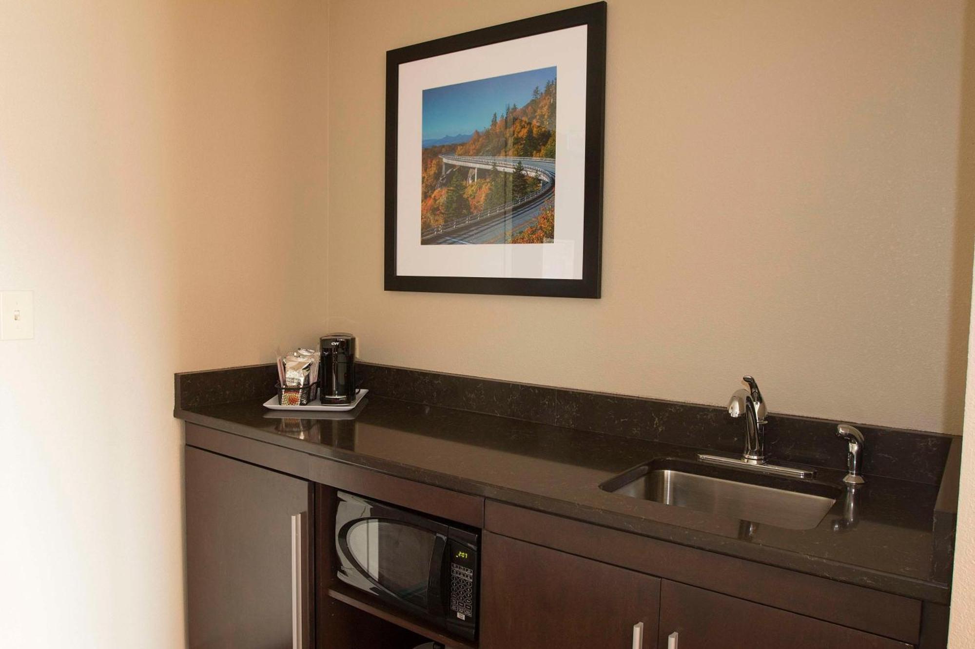 Hampton Inn & Suites Boone, Nc Екстер'єр фото