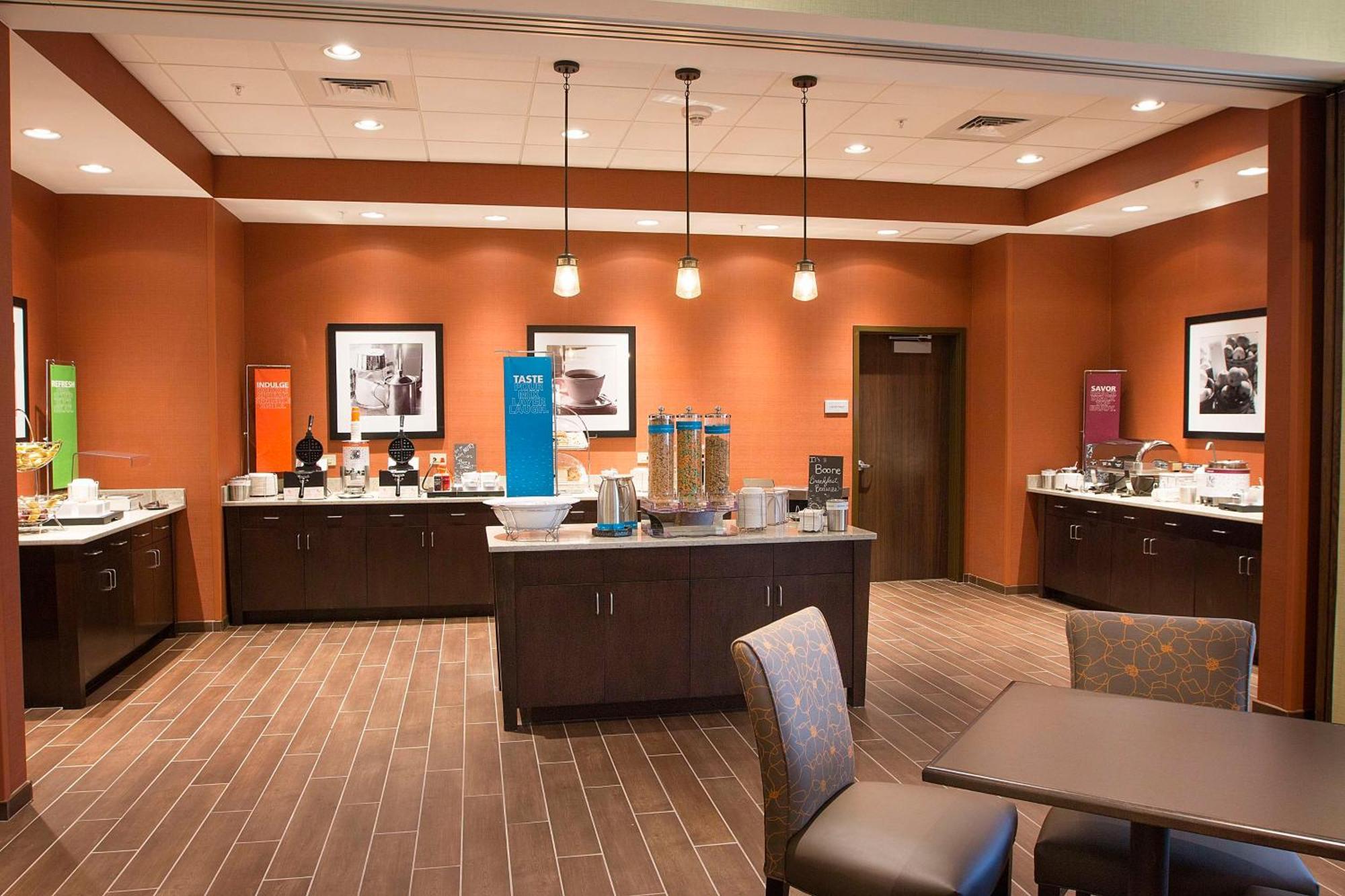 Hampton Inn & Suites Boone, Nc Екстер'єр фото